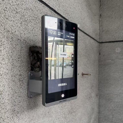 ?？等四樧R別門禁機